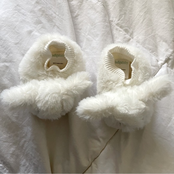 Infant bunny slippers 🐰 - Picture 2 of 5